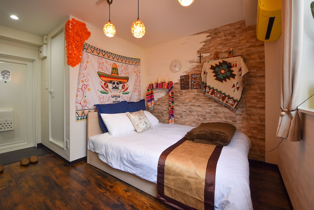 ベーシック アパートメント ダブルベッド 1 台 禁煙 1 階 客室4 | コンフィーステイ桜町