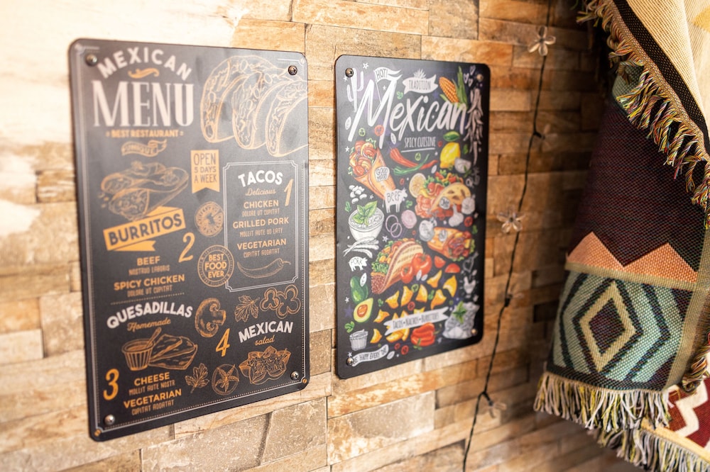 ベーシック アパートメント ダブルベッド 1 台 禁煙 1 階 客室12 | コンフィーステイ桜町