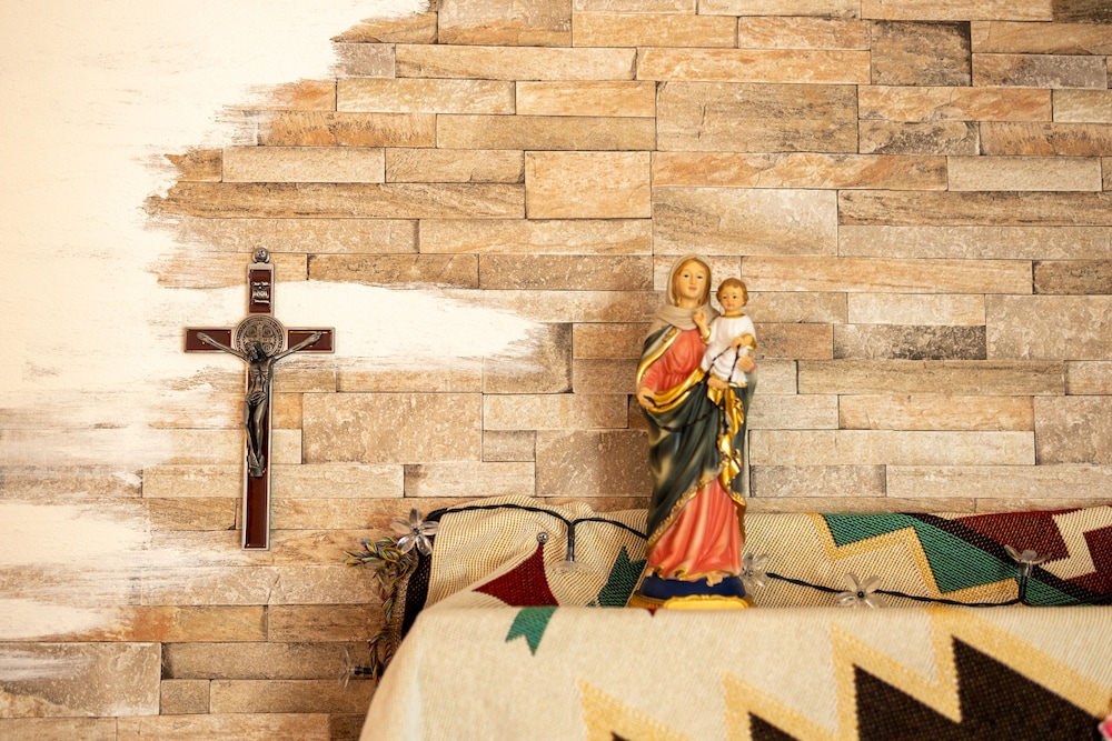 ベーシック アパートメント ダブルベッド 1 台 禁煙 1 階 客室6 | コンフィーステイ桜町