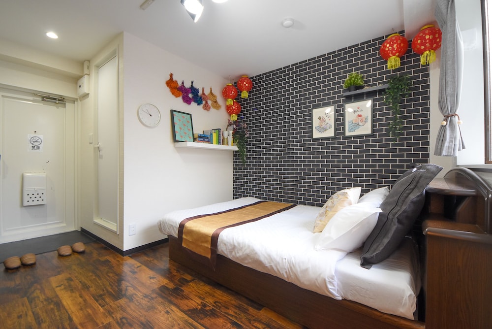 ベーシック アパートメント ダブルベッド 1 台 禁煙 1 階 客室3 | コンフィーステイ桜町