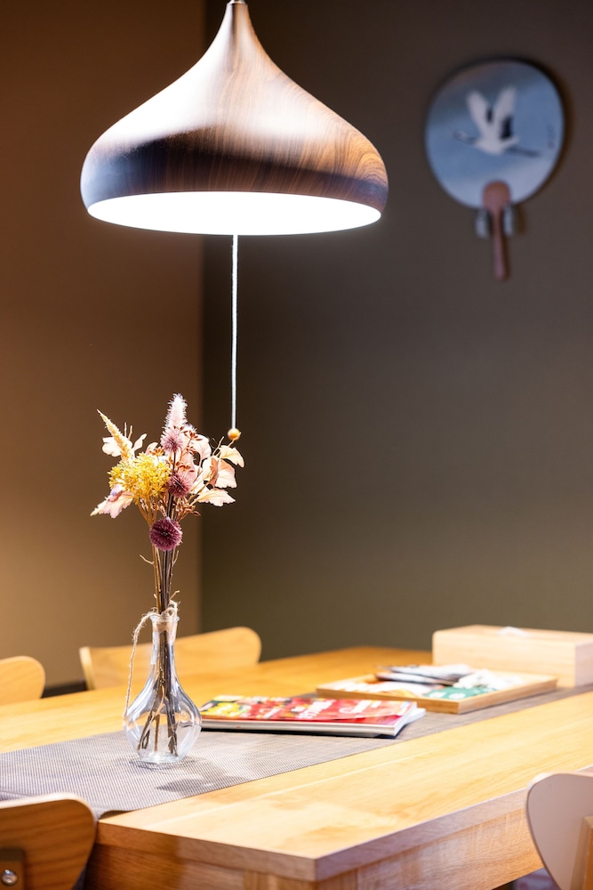 シティ アパートメント 客室内のダイニングエリア0 | 無時嵐一棟貸し