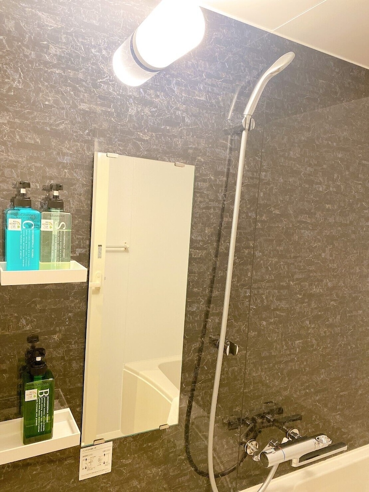 ベーシック ツインルーム シングルベッド 2 台 バスルーム0 | KOHALA HOTEL