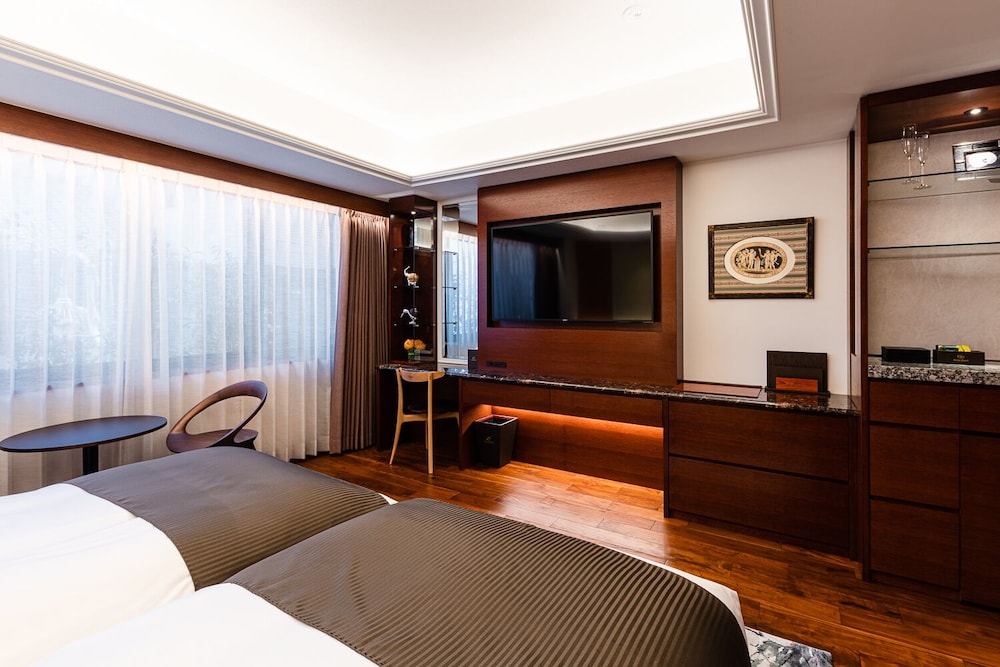 スーペリア ツインルーム 禁煙 客室2 | アビタホテル京都鴨川