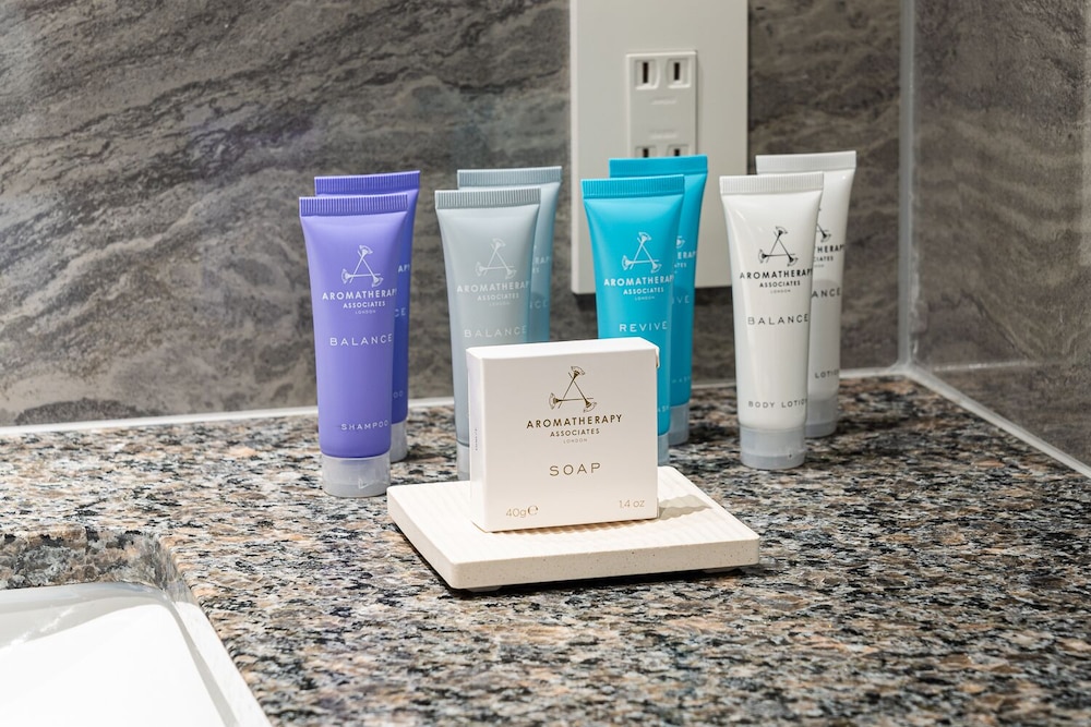 スーペリア ダブルルーム 禁煙 客室の設備とサービス0 | アビタホテル京都鴨川