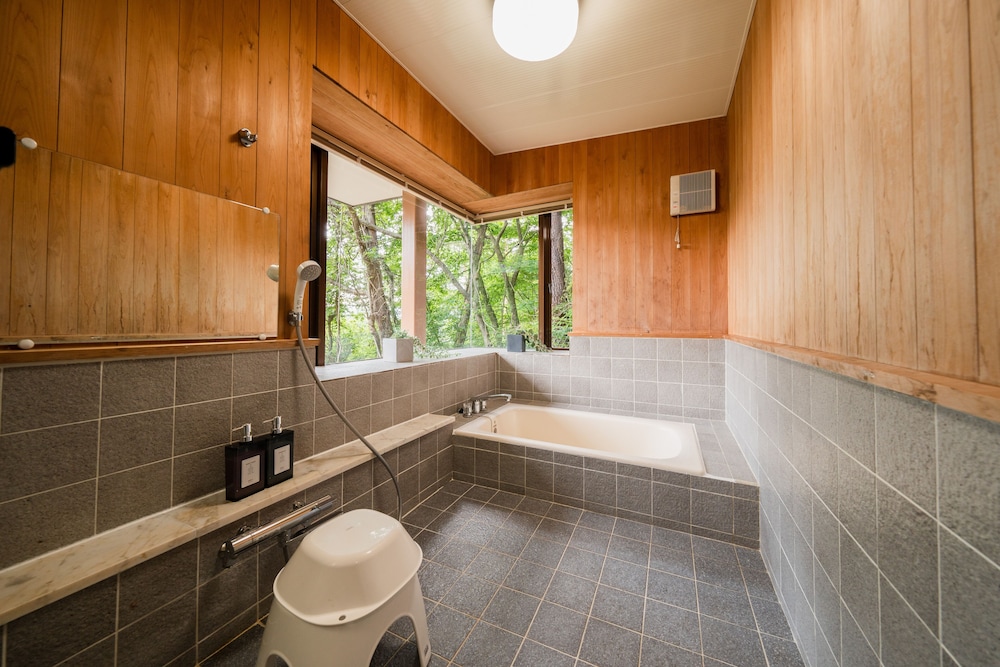 ベーシック ヴィラ バスルーム5 | R-house 1st