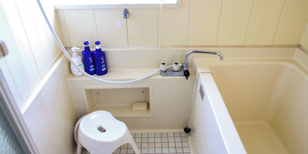 ファミリー ヴィラ バスルーム0 | 瀬戸内隠れ家リゾート