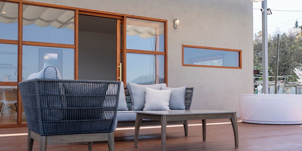 デラックス ヴィラ テラス / パティオ11 | 瀬戸内隠れ家リゾート