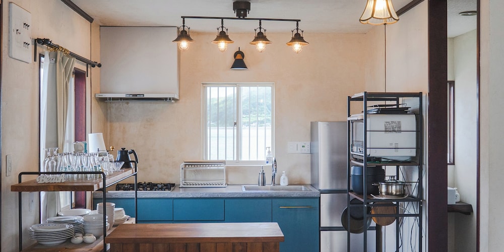 ファミリー ヴィラ 専用キッチン2 | 瀬戸内隠れ家リゾート