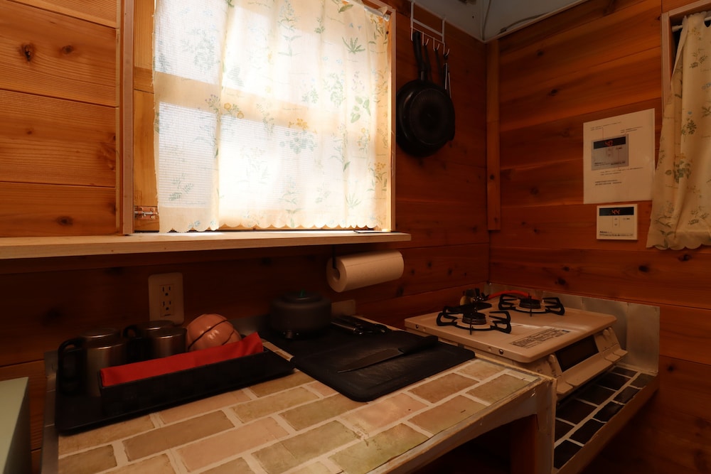 ファミリー ヴィラ ダブルベッド 2 台 客室9 | Glamping Village Leaf