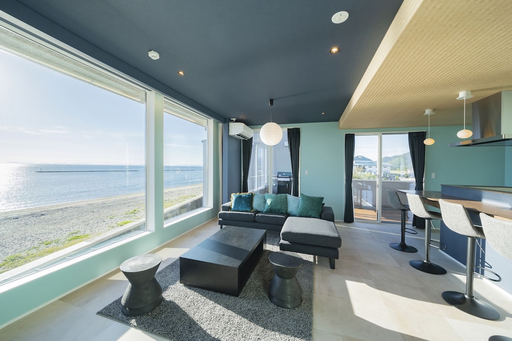 Seisho [Dog Suite Ocean View Villa・ペット可・8ベッド] 禁煙 客室3 | グランプレミア瀬戸内