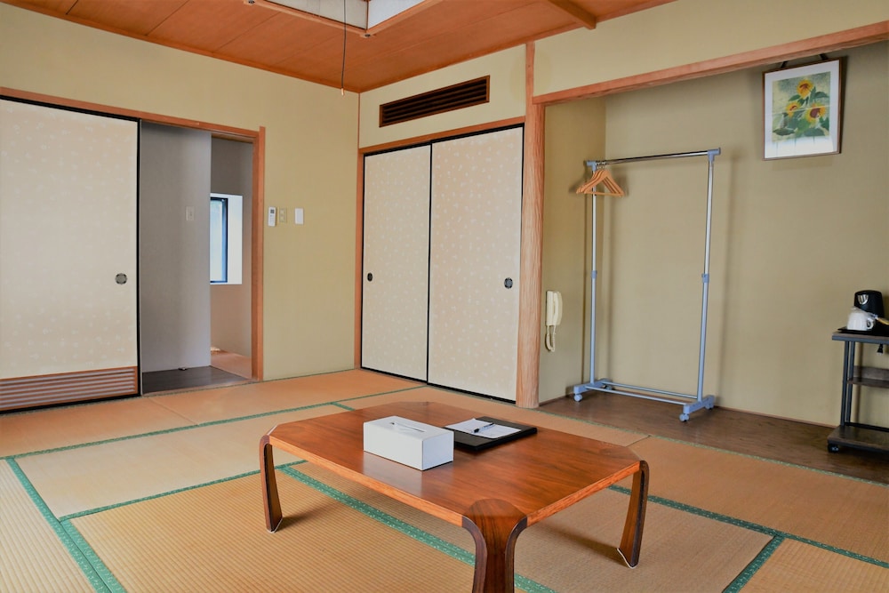 ファミリー 4 人部屋 | VILLA 33 KASHIKOJIMA