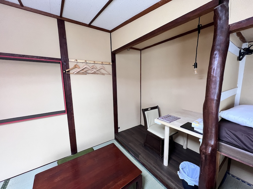 Twin Room 7, Shared bathroom 客室4 | Hostel Murasaki