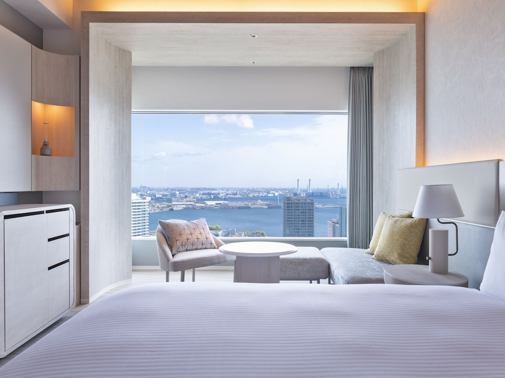 デラックスキング (禁煙) ビーチ / オーシャン ビュー0 | 三井ガーデンホテル横浜みなとみらいプレミア