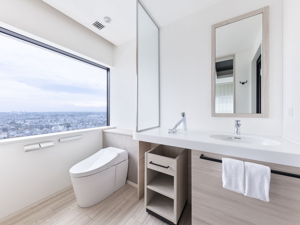 デラックスクイーン (プロジェクター付) (禁煙) 客室4 | 三井ガーデンホテル横浜みなとみらいプレミア