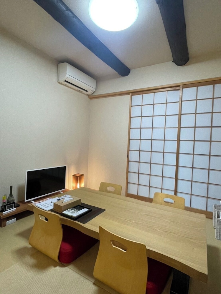 トラディショナル ハウス 禁煙 (チェックイン19時30分まで) (ホテル棟から徒歩約5分) 客室2 | West Japan 京都清水