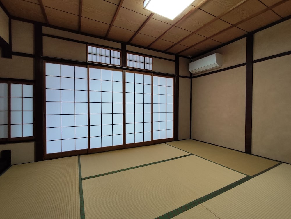 トラディショナル ハウス 禁煙 (チェックイン19時30分まで) (ホテル棟から徒歩約5分) 客室1 | West Japan 京都清水