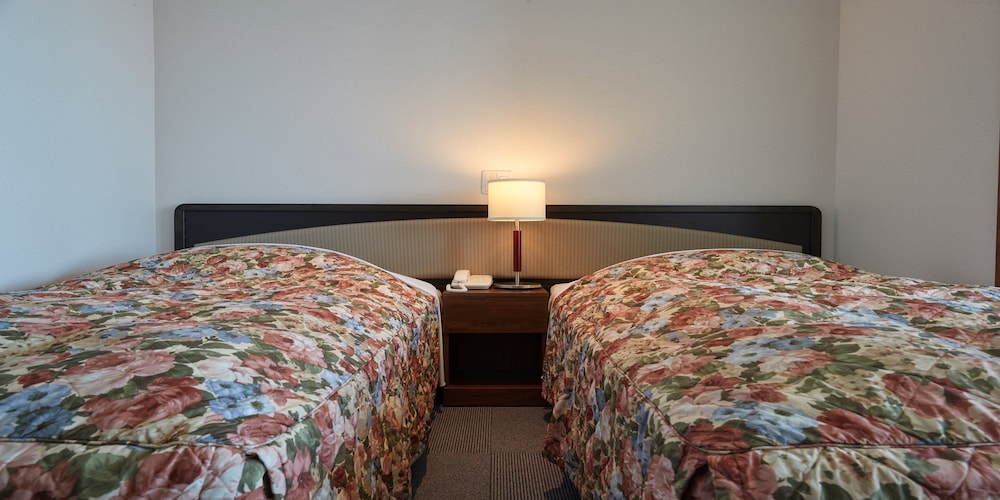 Japanese-Western Room With Sea View 客室4 | ホテルみゆきビーチ