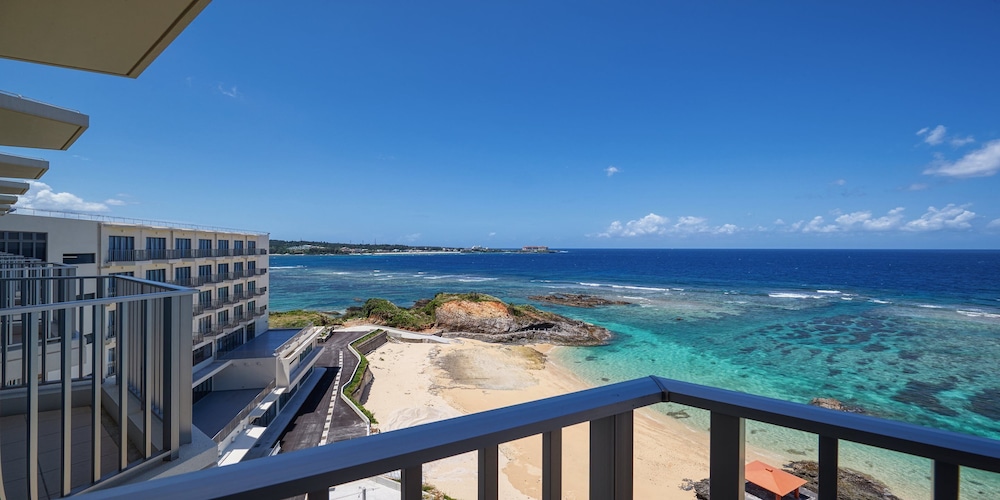 Japanese-Western Room With Sea View バルコニーからの眺望0 | ホテルみゆきビーチ