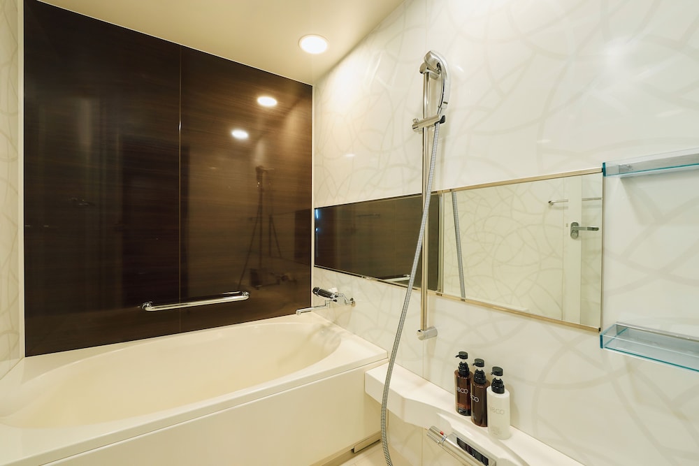 バッハ・デラックスツイン (禁煙) バスルーム0 | ホテルグランバッハ京都セレクト