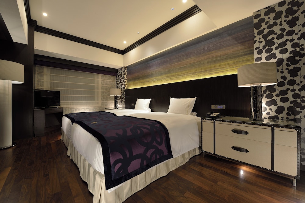 スイート 客室3 | ザ ロイヤルパークホテル 東京羽田空港第3旅客ターミナルビル内