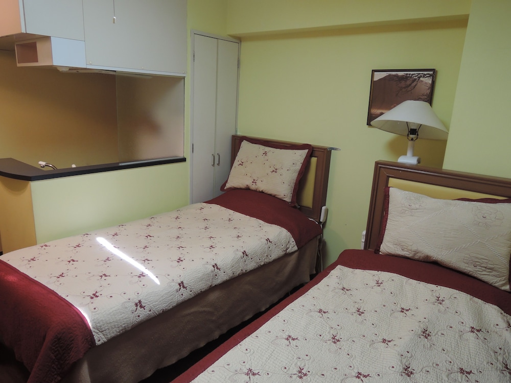 ツインルーム　バスルーム共有 客室9 | 日光パークロッジ 東武駅前