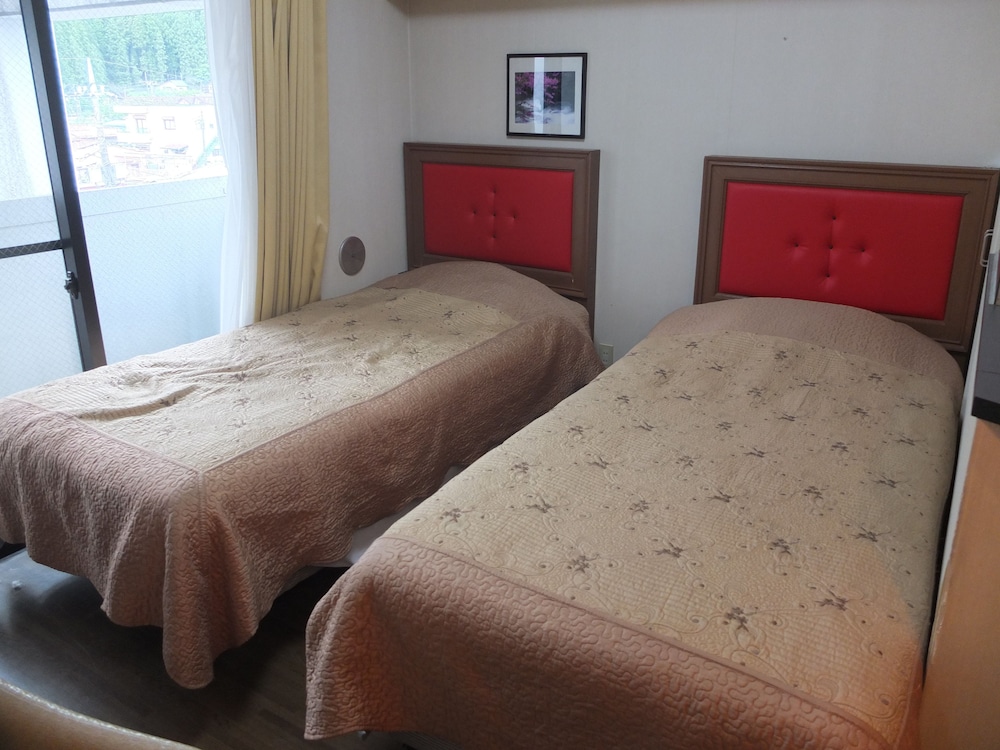 ツインルーム　バスルーム共有 客室16 | 日光パークロッジ 東武駅前