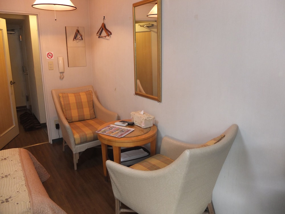 ツインルーム　バスルーム共有 客室13 | 日光パークロッジ 東武駅前