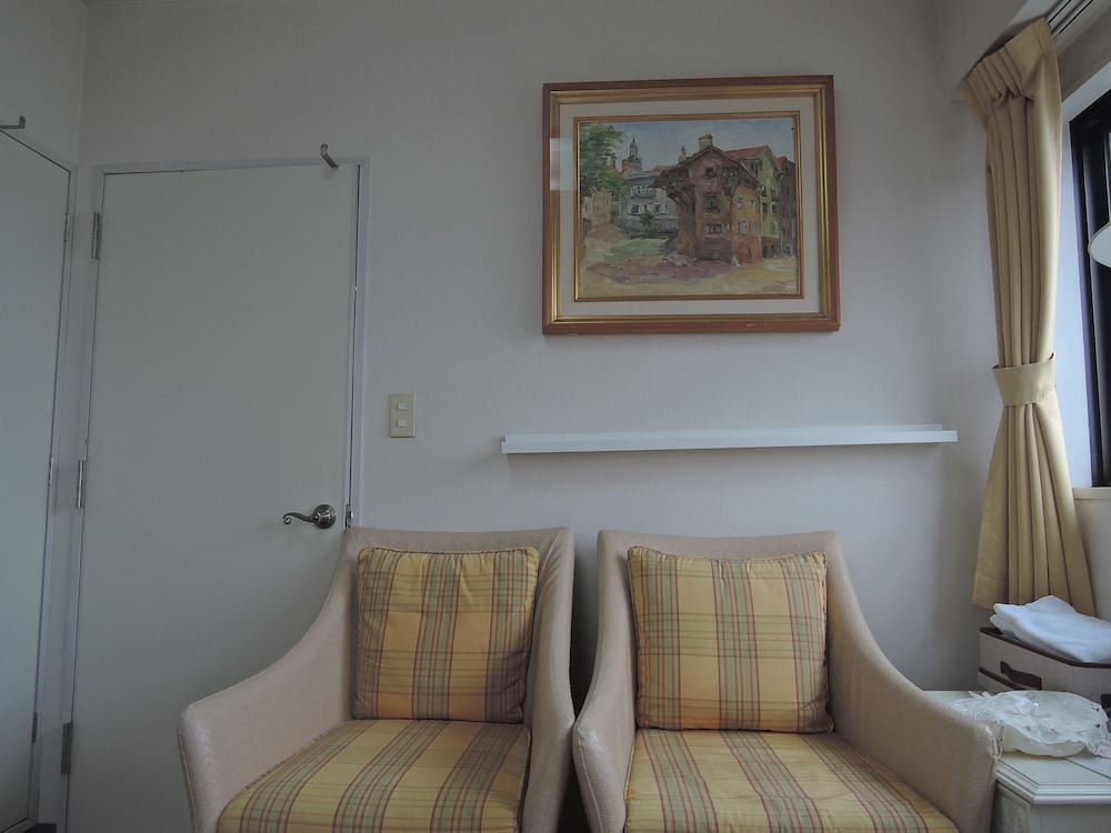 ファミリールーム リビング エリア0 | 日光パークロッジ 東武駅前