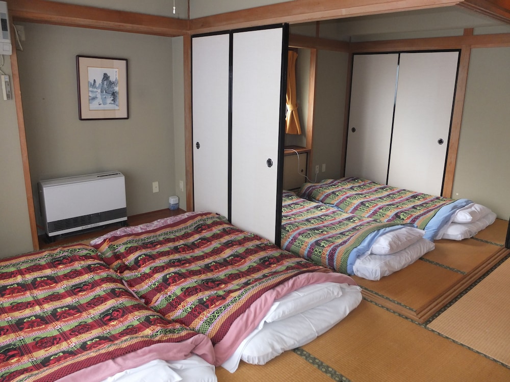 和室 客室9 | 日光パークロッジ 東武駅前