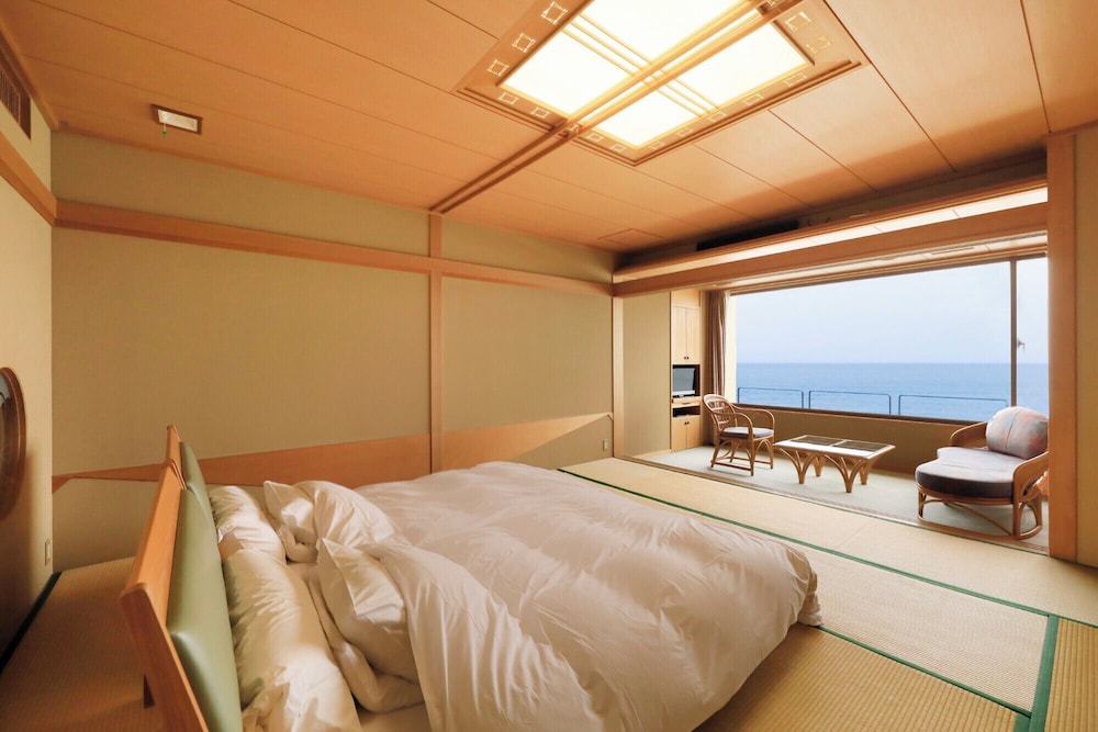 和室 スタンダードルーム 禁煙 | 割烹旅館 若松