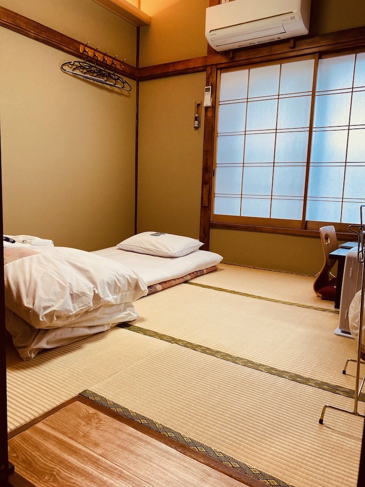 和室 シングルルーム 共用バスルーム 禁煙 客室2 | 旅館 山水荘