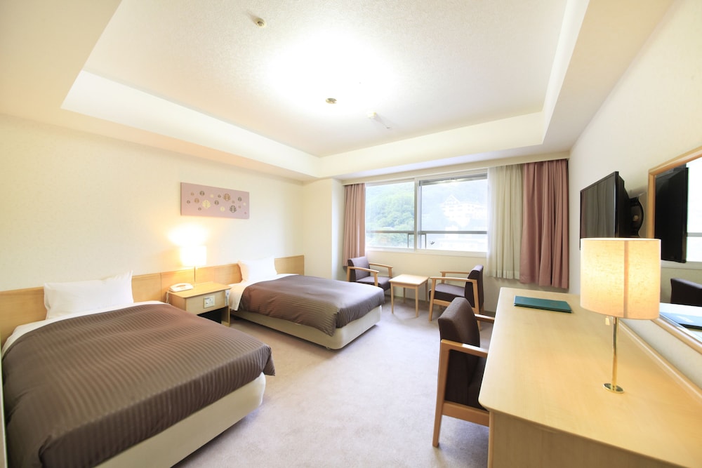 【禁煙】洋室ツインルーム/24㎡/2名 | ホテル まほろば