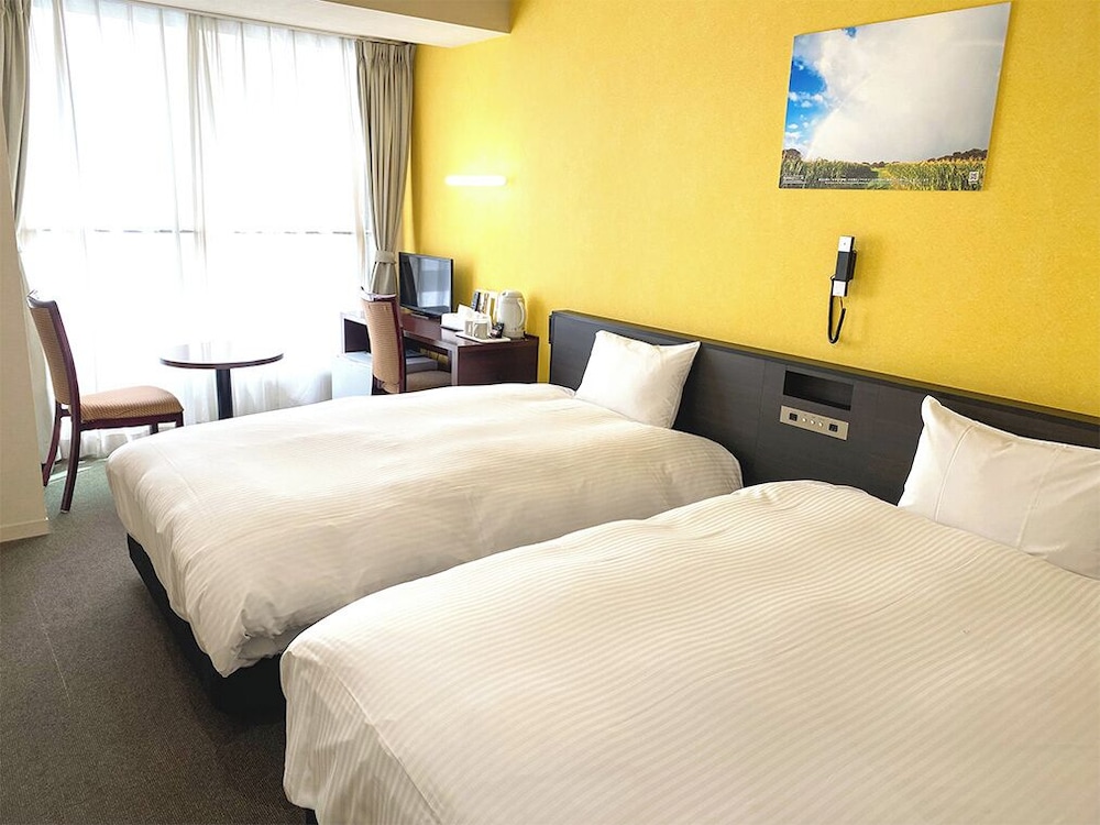 スタンダード ツインルーム 禁煙 | ホテルコンチネンタル