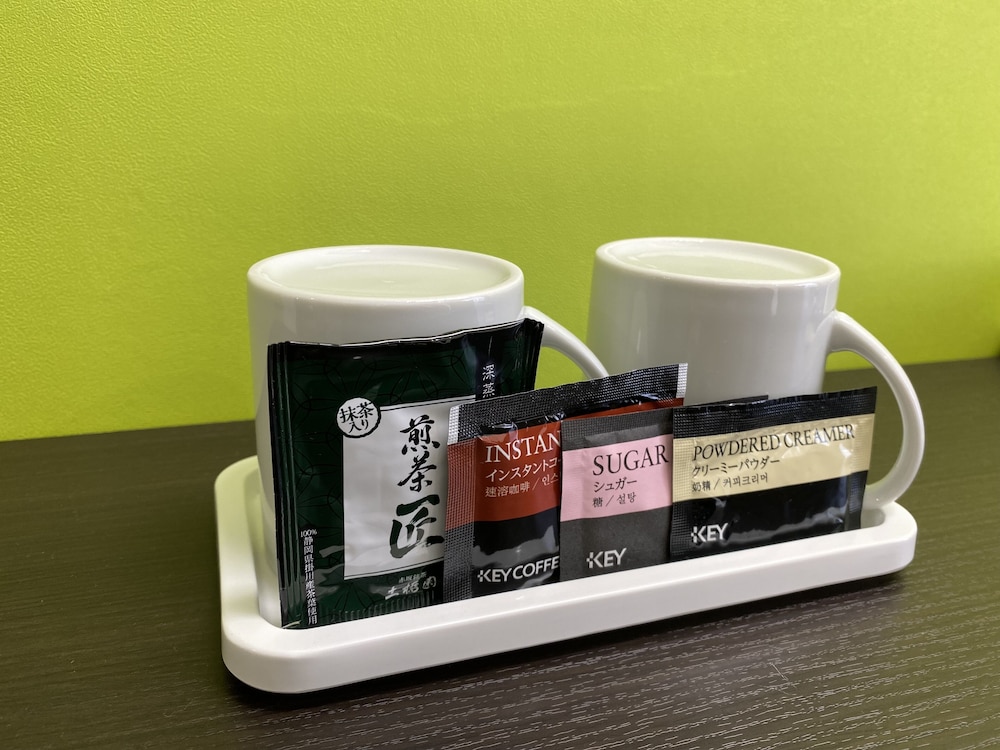 セミダブルルーム 禁煙 客室2 | ホテルコンチネンタル