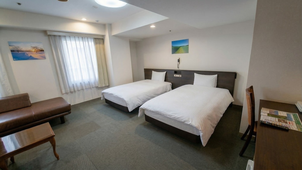 スーペリア ツインルーム 禁煙 | ホテルコンチネンタル