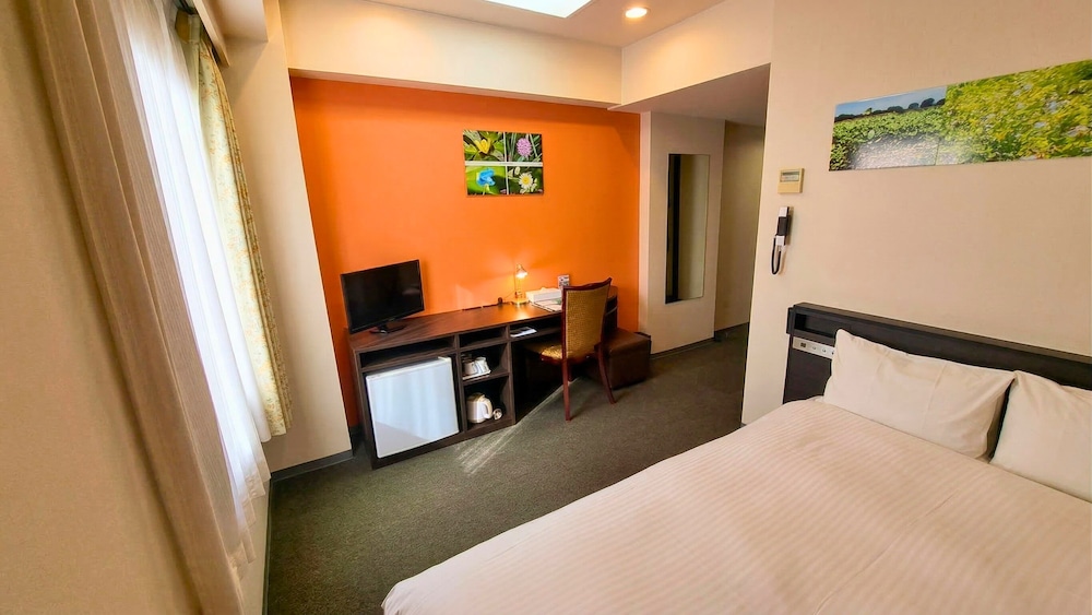 ダブルルーム 禁煙 | ホテルコンチネンタル