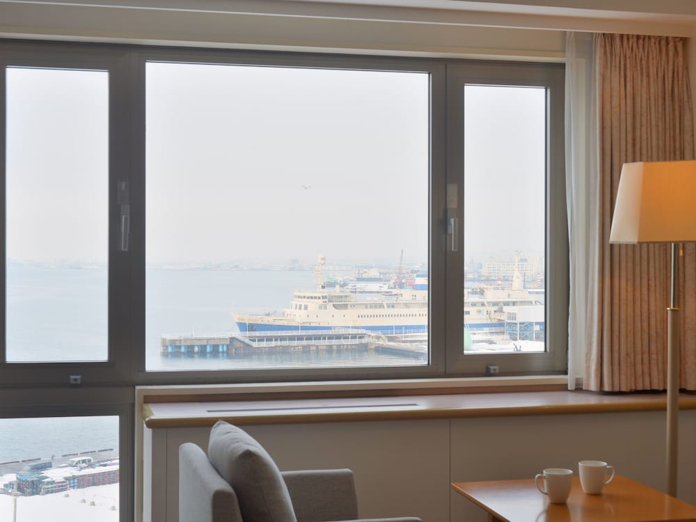 スタンダードトリプルA 禁煙 客室1 | 函館国際ホテル