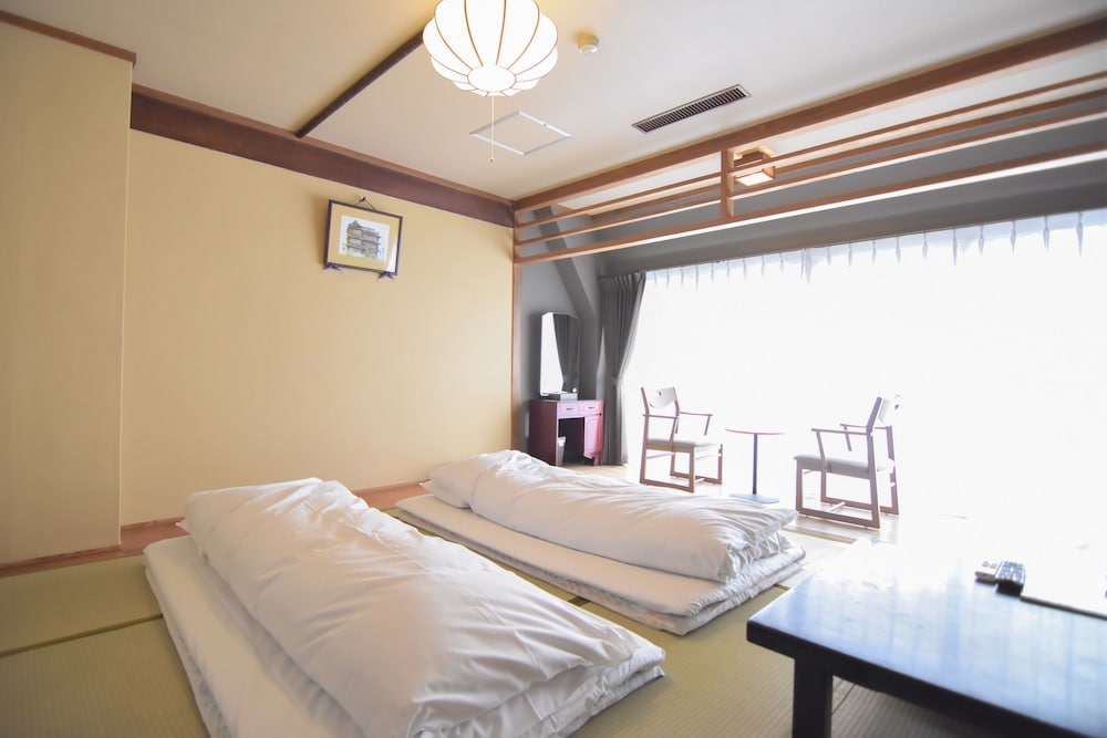 和室A 専用バスルーム 客室1 | 野上本館