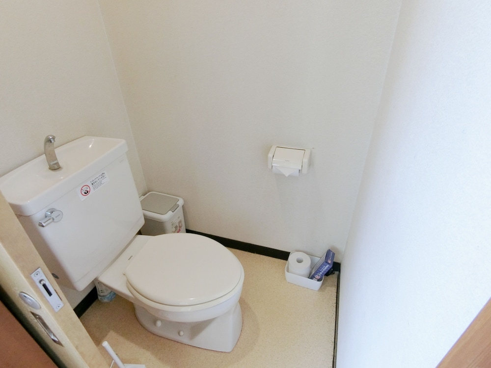 和室B 専用バスルームなし バスルーム0 | 野上本館