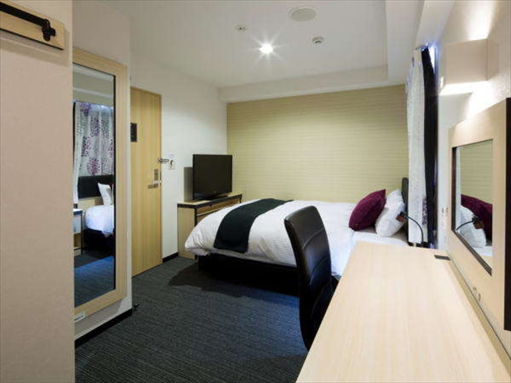 プレミアム シングルルーム 禁煙 客室1 | グリーンリッチホテル京都駅南 本館・清采館 人工温泉・二股湯の華