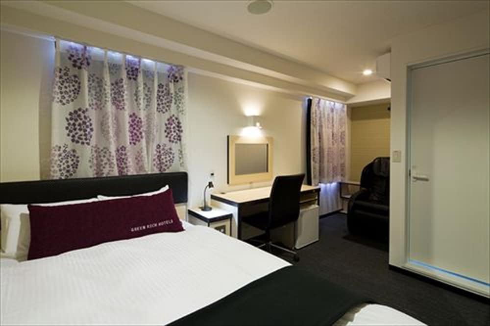 プレミアム シングルルーム 禁煙 | グリーンリッチホテル京都駅南 本館・清采館 人工温泉・二股湯の華