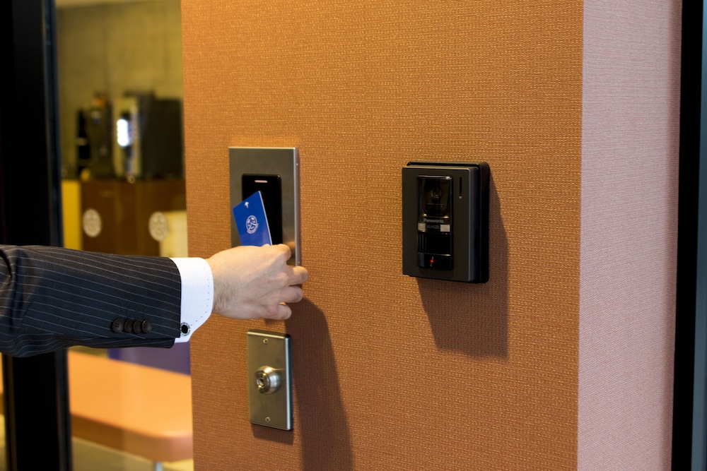 新館カジュアルダブル 禁煙 客室10 | 那覇ウエスト イン