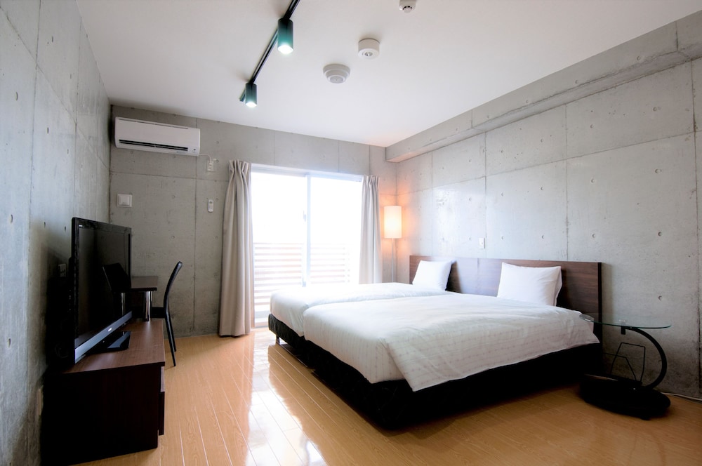 本館 デラックスツイン 禁煙 客室3 | 那覇ウエスト イン