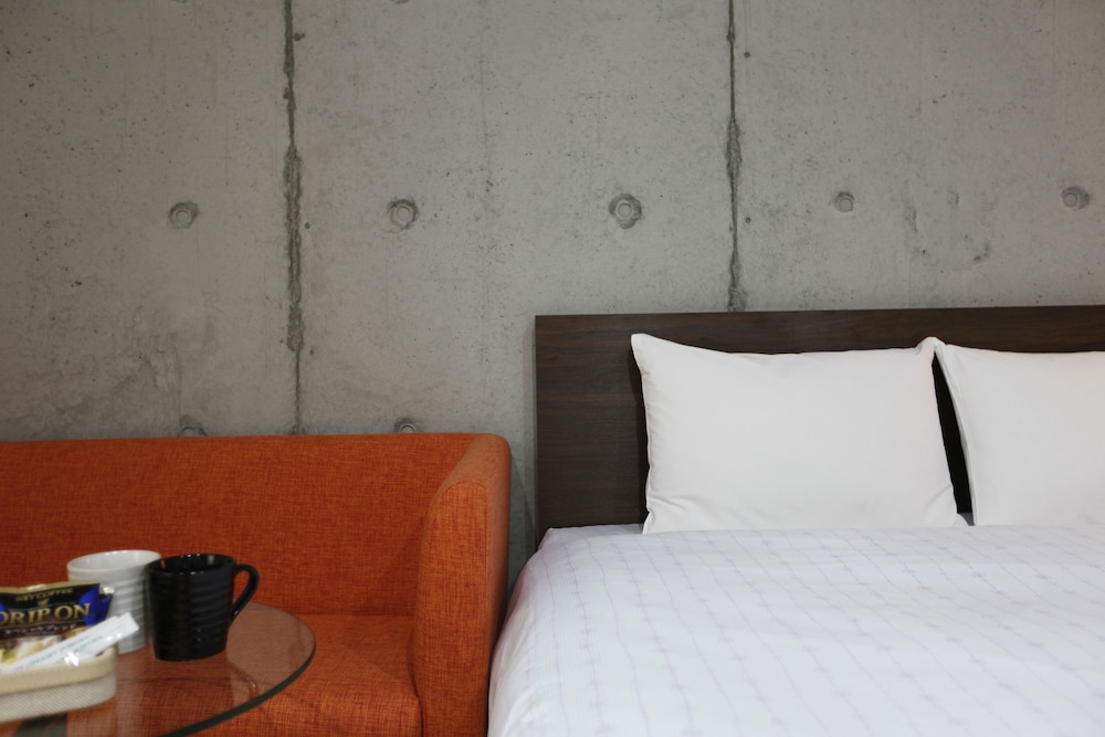 本館コンフォートクイーン 禁煙 客室1 | 那覇ウエスト イン