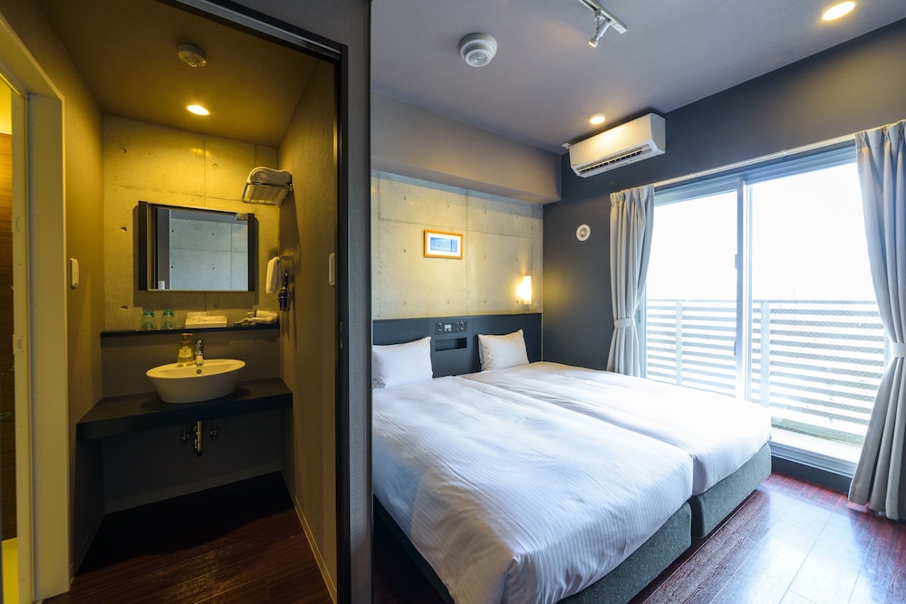 新館 ハリウッドツイン 上層階確約 禁煙 客室2 | 那覇ウエスト イン