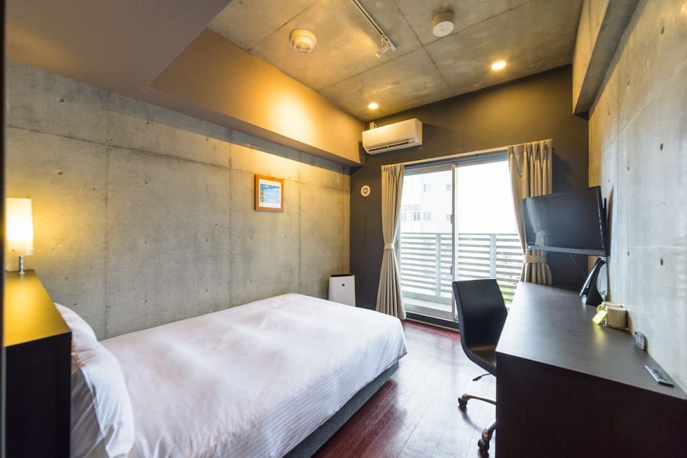 新館カジュアルダブル 禁煙 | 那覇ウエスト イン