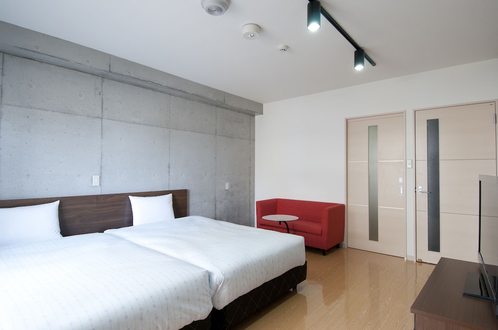 本館 デラックスツイン 禁煙 客室2 | 那覇ウエスト イン