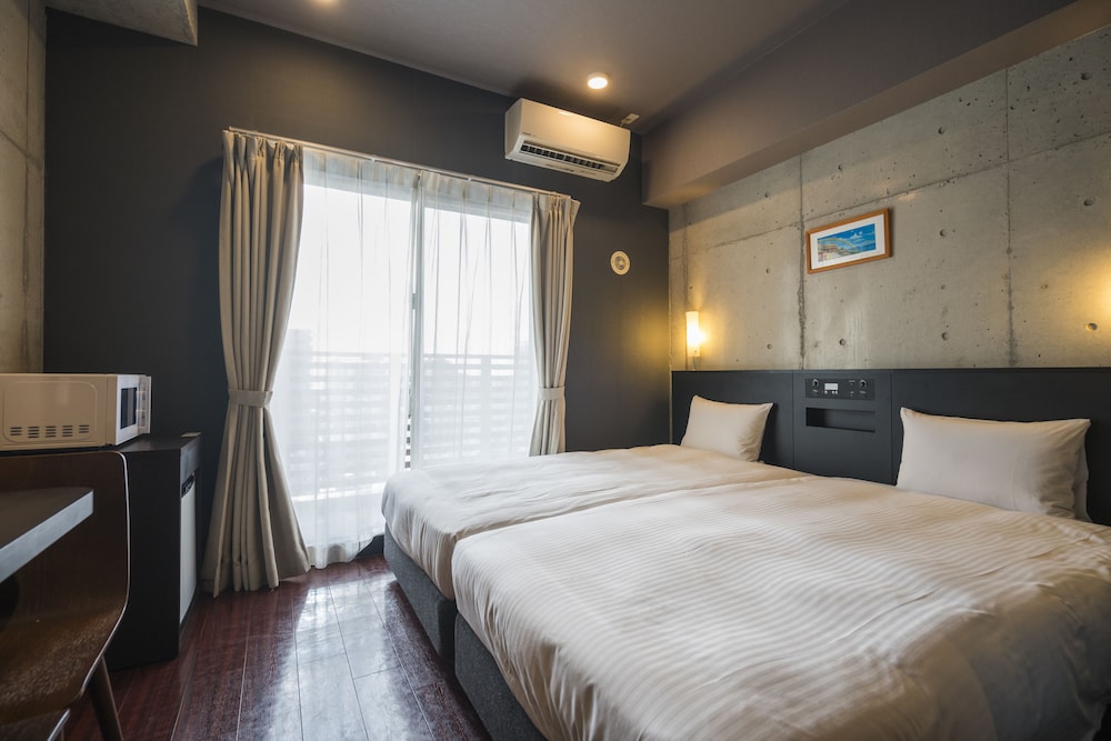 新館 ハリウッドツイン 上層階確約 禁煙 | 那覇ウエスト イン