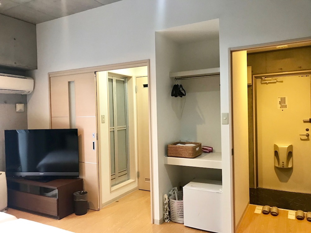 本館 コンフォート ツインルーム 禁煙 客室2 | 那覇ウエスト イン