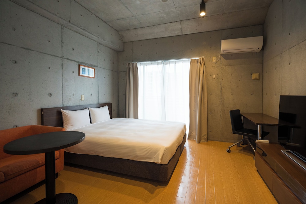 本館コンフォートクイーン 禁煙 客室13 | 那覇ウエスト イン